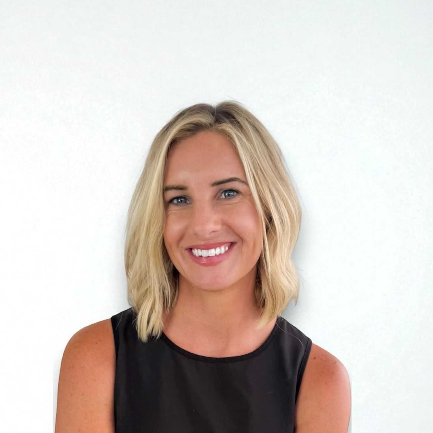 Portrait of Jayne B, a professional stylist at Design 1 Salon & Spa, showcasing their expertise and style.