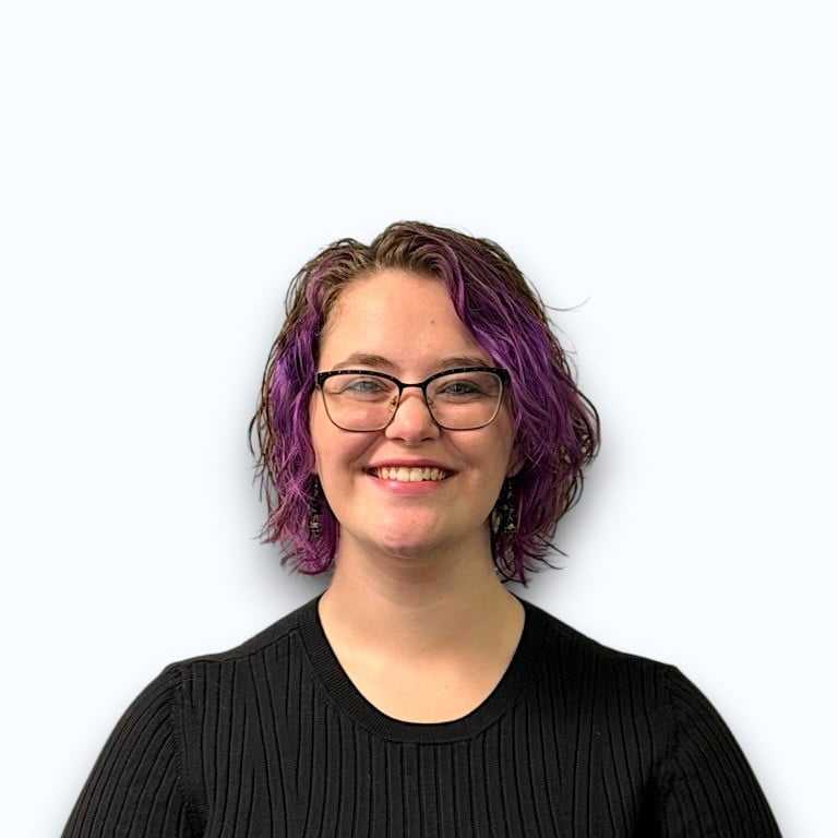 Portrait of Kenzie R, a professional stylist at Design 1 Salon & Spa, showcasing their expertise and style.