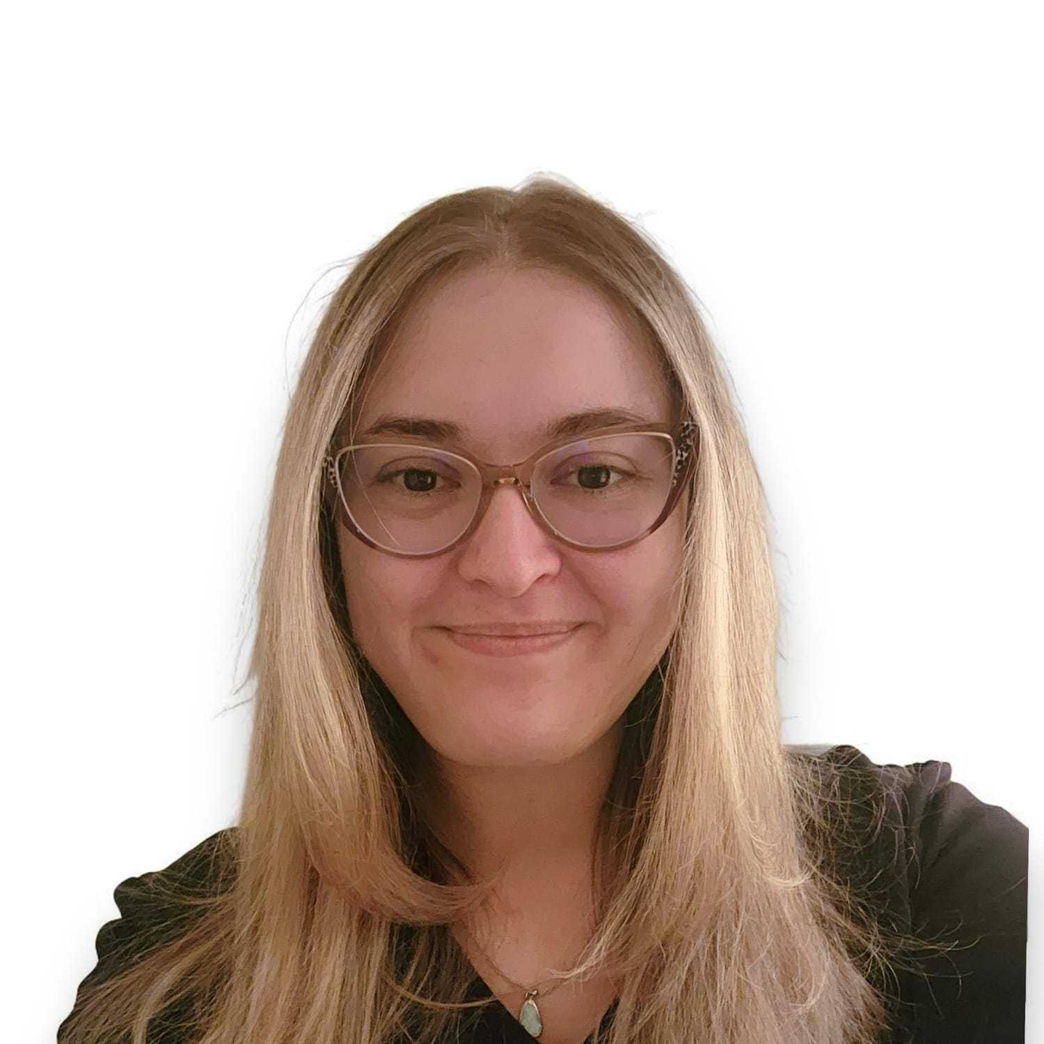 Portrait of Rylee W, a professional stylist at Design 1 Salon & Spa, showcasing their expertise and style.